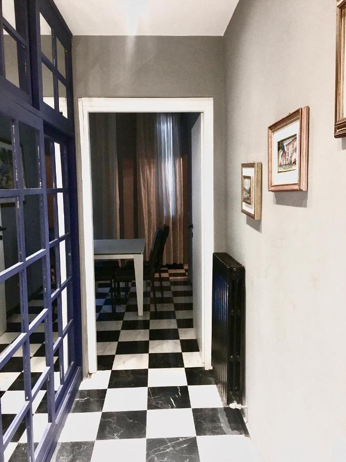 Esposizione Roof Apartamento Roma